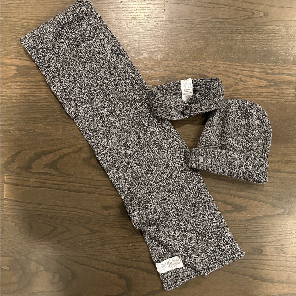 Time and Tru Heather Grey Beanie, Headband, and Scarf
